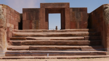 006-ruinas-tiahuanaco-blick-auf-den-ponce-monolith
